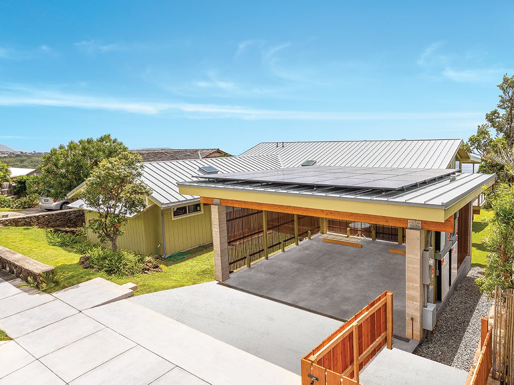Powering up a Kahala home with help from RevoluSun.

Written by Darlene Dela Cruz, Hawaii Home + Remodeling

Click the link below for the full article:
revolusun.com/blog/2023/5/30…

#revolusun #solar #solarenergy #solarstorage #solarpv #solarpanels #hawaiihomeowners #hawaii #oahu