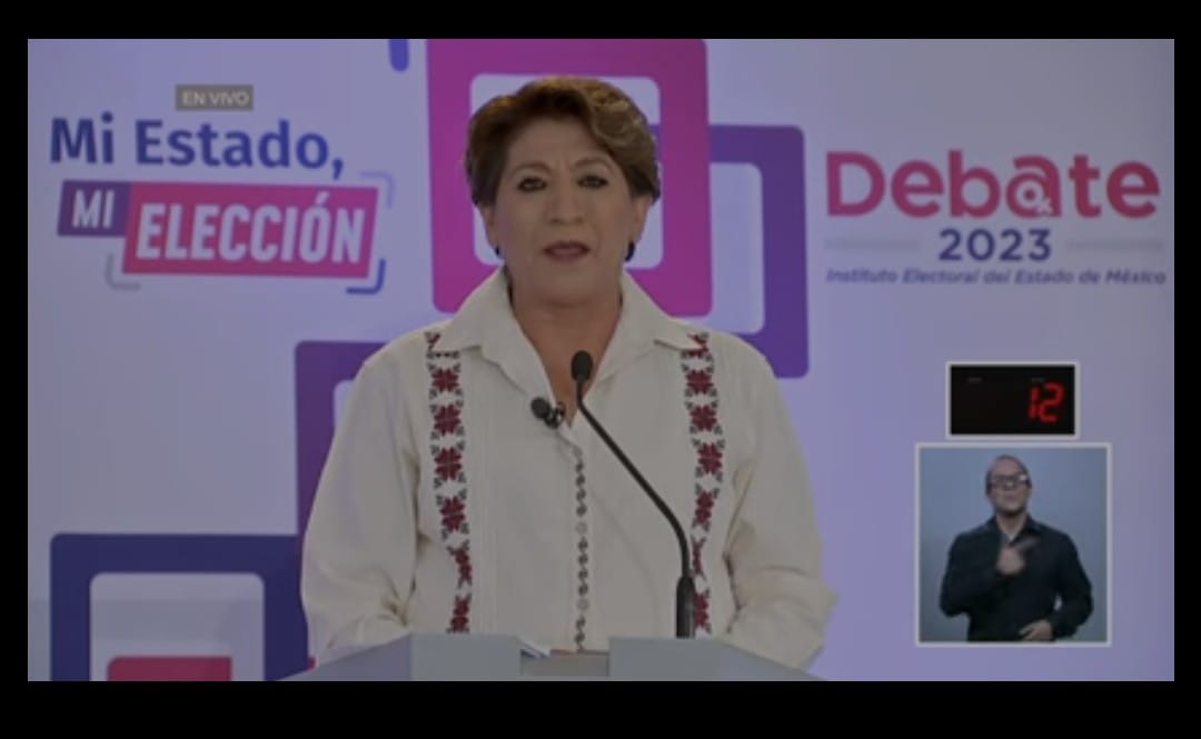 diananancymora1's tweet photo. No puede con un debate y creen que va poder gobernar el Estado? #MeDecidoPorAle https://t.co/YBJusuUHYi