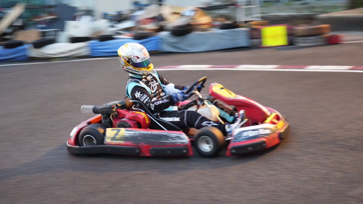 KohtaKawaai's tweet photo. 昨日は新東京の後、営業最終日のCity Kartに😊

初めて行った時はまだライセンスも持っていない11際の時、当時は学校終わりによく乗りに来てました🙋‍♂️
昔と変わらず唯一都内にあったコースが無くなってしまうのはとても残念です。

沢山の思い出をありがとうございました！

#Citykart https://t.co/YakPeBzJWZ