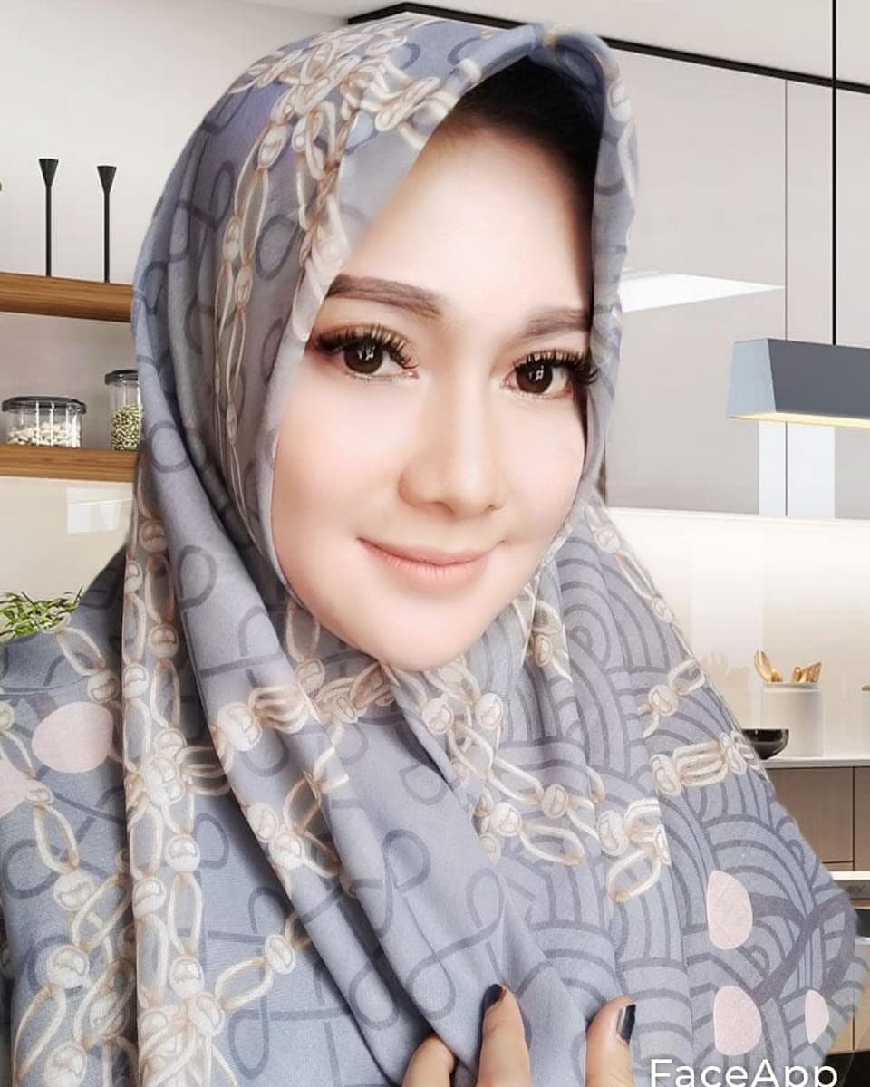 Amieralexandra's tweet photo. Cari yang bisa terima apa adanya https://t.co/n0n42Brcj6