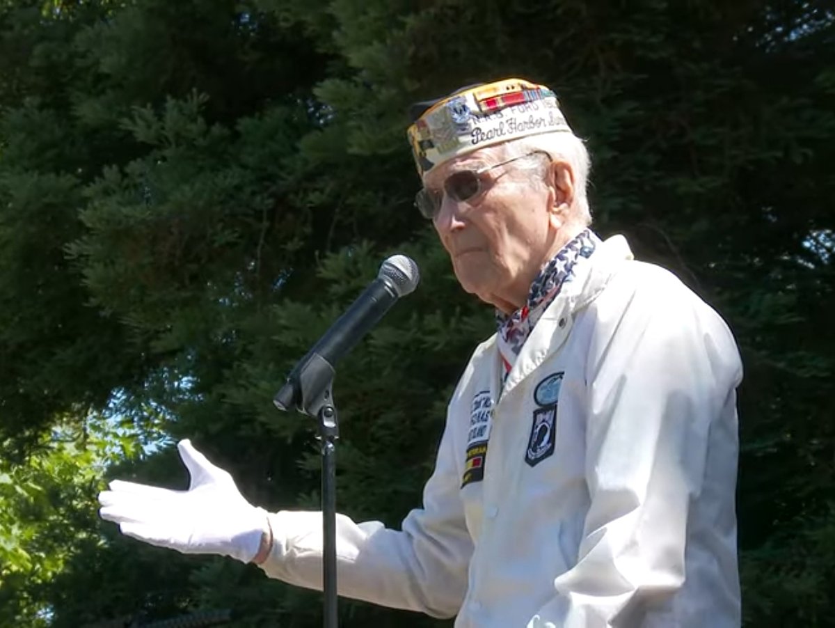Pearl Harbor survivor, Gold Star Moms share experiences at Clayton’s Memorial Day ceremony pioneerpublishers.com/pearl-harbor-s…