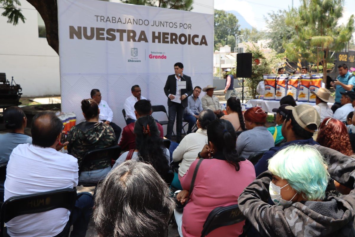 Apoyo decidido al campo, con la entrega de 6 toneladas de maíz por el #GobiernoDeSoluciones evolucionenlineamich.wixsite.com/website-1/post…