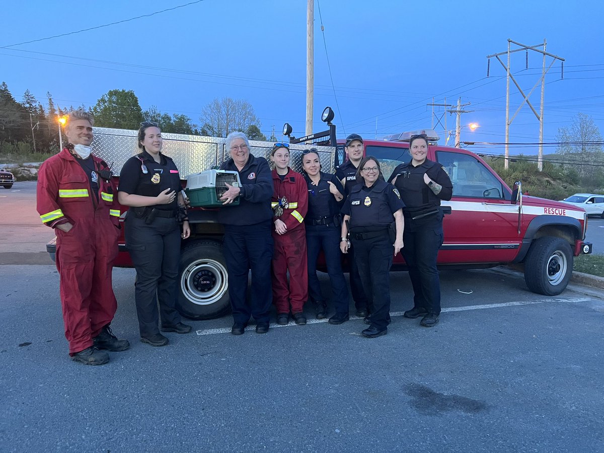 jlandsburg's tweet photo. A very special shout out to Captain Miller with Station 13 and volunteer firefighter Megan ( also HRP) for being our escorts into the evacuated areas today. So many animals rescued with your help. I’m learning so much about firefighting ! @NSSPCA @HRMFireNews @hfxfire https://t.co/UetHm3MP6d