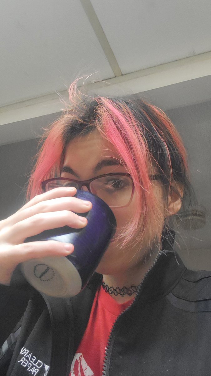 haileywaifu69's tweet photo. RT if you fuck gamer girls 🐱 https://t.co/HC2CnVmXbi