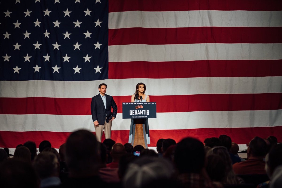 Casey DeSantis tweet media