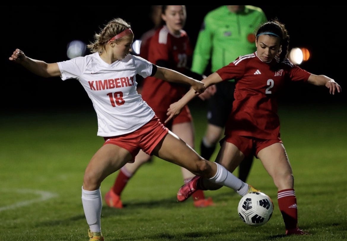 AmeliaWasco's tweet photo. Thankful to have had a great high school season leaving Neenah 2nd in the FVA and for making first team all conference as a sophomore.  Tuff loss tonight against Homestead but looking forward to club season coming up! @SCWAVEROC @MartiniMattos @GirlsSoccerNHS https://t.co/La4B6Nyqte