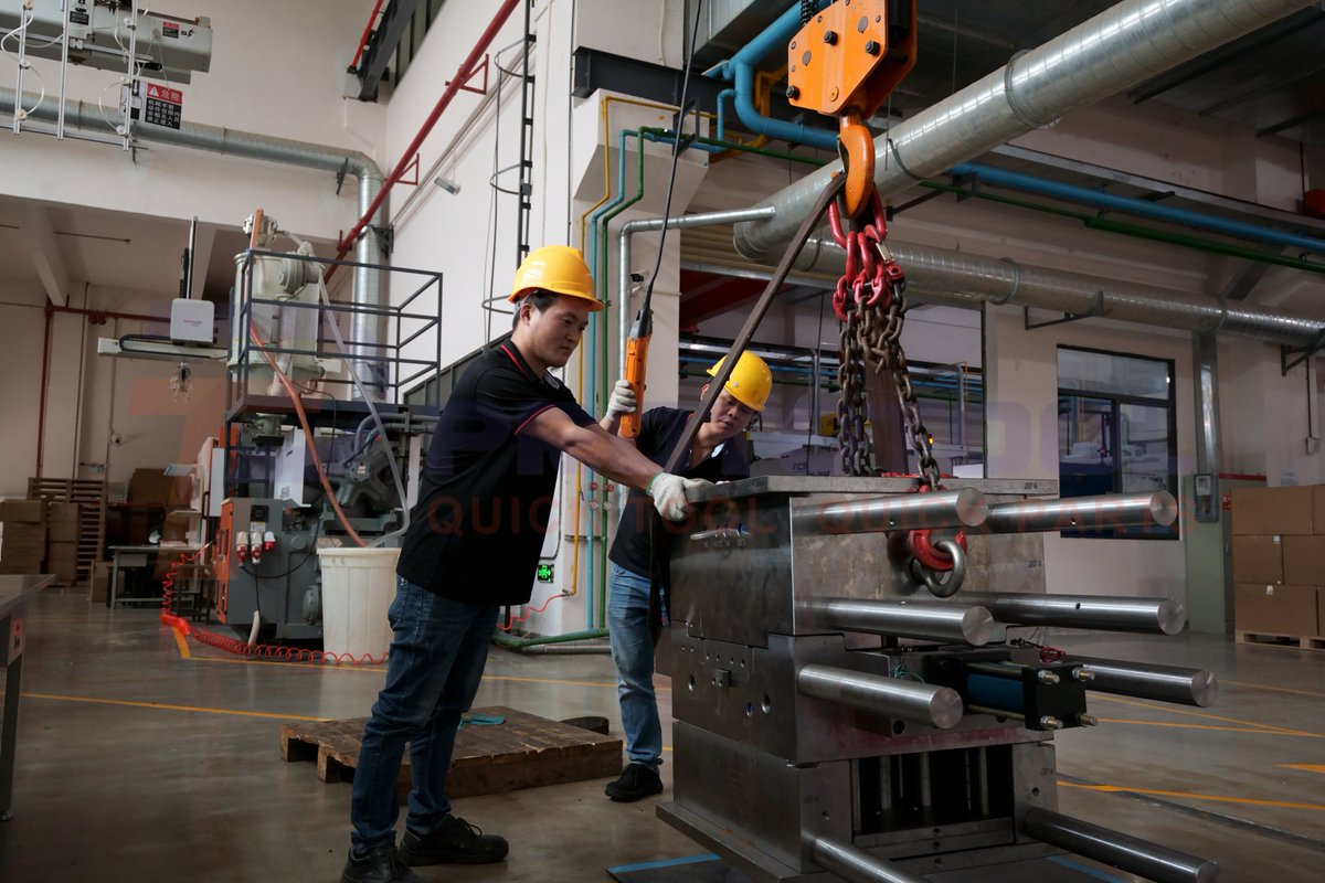 Prototool2's tweet photo. ✨Highlights of the working moments of Prototool's buddies. https://t.co/mGXMq8m267

#Prototool #CNCmachining #PrecisionEngineering #Manufacturing #Video #Innovation #manufacturer #machining #cncmachining #cuttingtools #industry #quality #CNCMillingMachine #CNCMachining https://t.co/yscXk80vaw