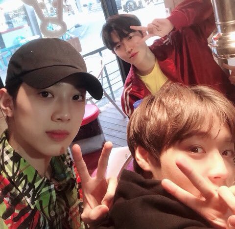 #WANNAONE #워너원 @WANNAONE_twt