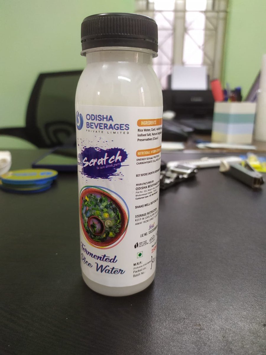 mairajul99's tweet photo. Bottled fermented Rice Water ! ତୋରାଣି 

Few may use as Rice Beer (ହାଣ୍ଡିଆ) once it's validity expires 🤣. 

At last Bas yahi reh Gaya tha as packed beverage market main ane k liye. https://t.co/Bii8YDeve7