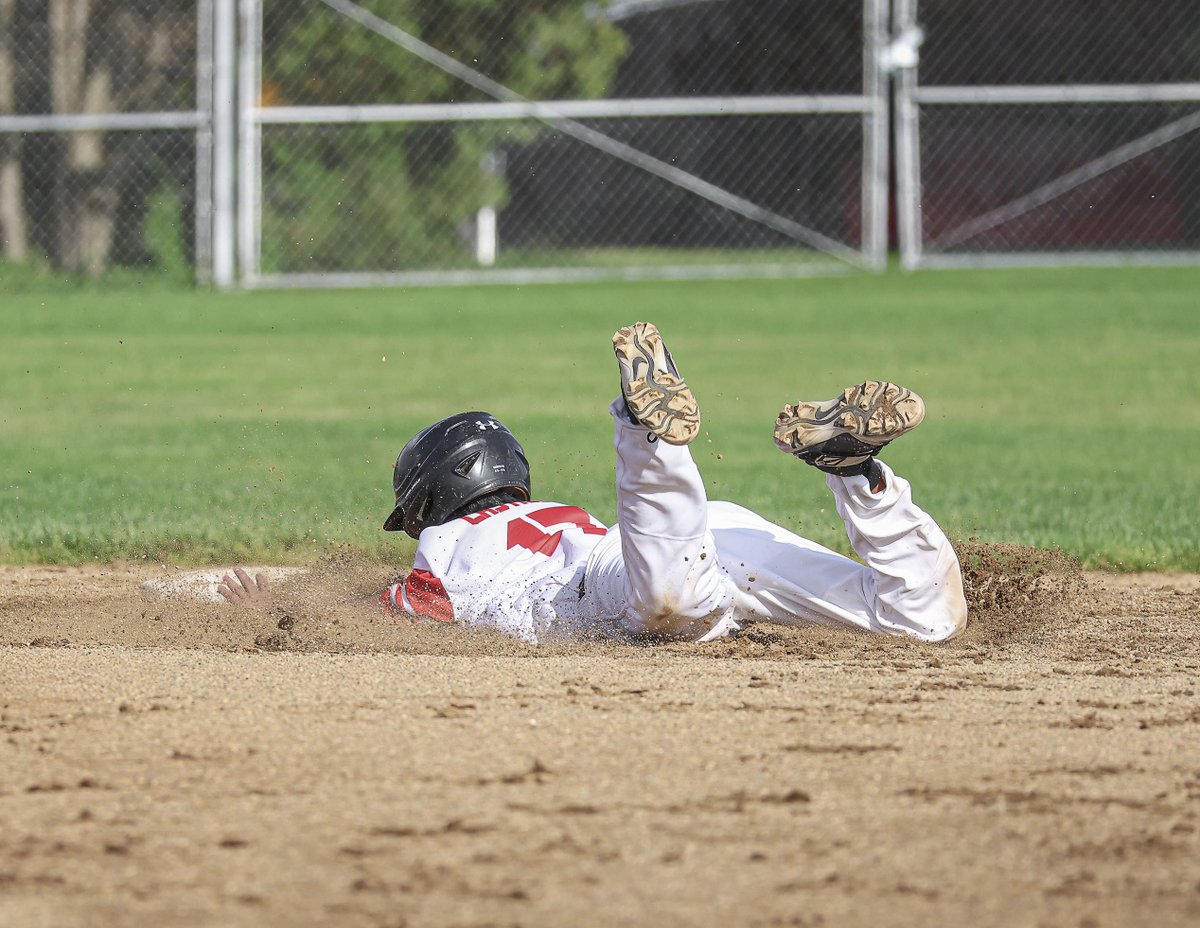 A Castillo stealing 2nd base!  Who'd have thunk it...