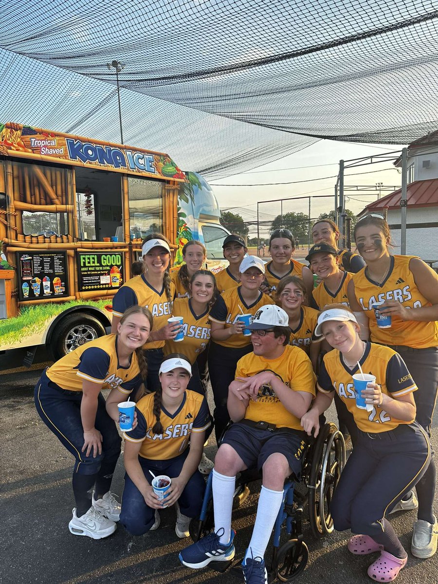 YOUR LASERS DEFEAT MILTON IN THE SEMI SECTIONAL!!!!💪🏼💪🏼💪🏼 

Great team win!
Went all the way to 10 innings!

Congrats to @CFollette_2023 for reaching 200+ strikeouts!
