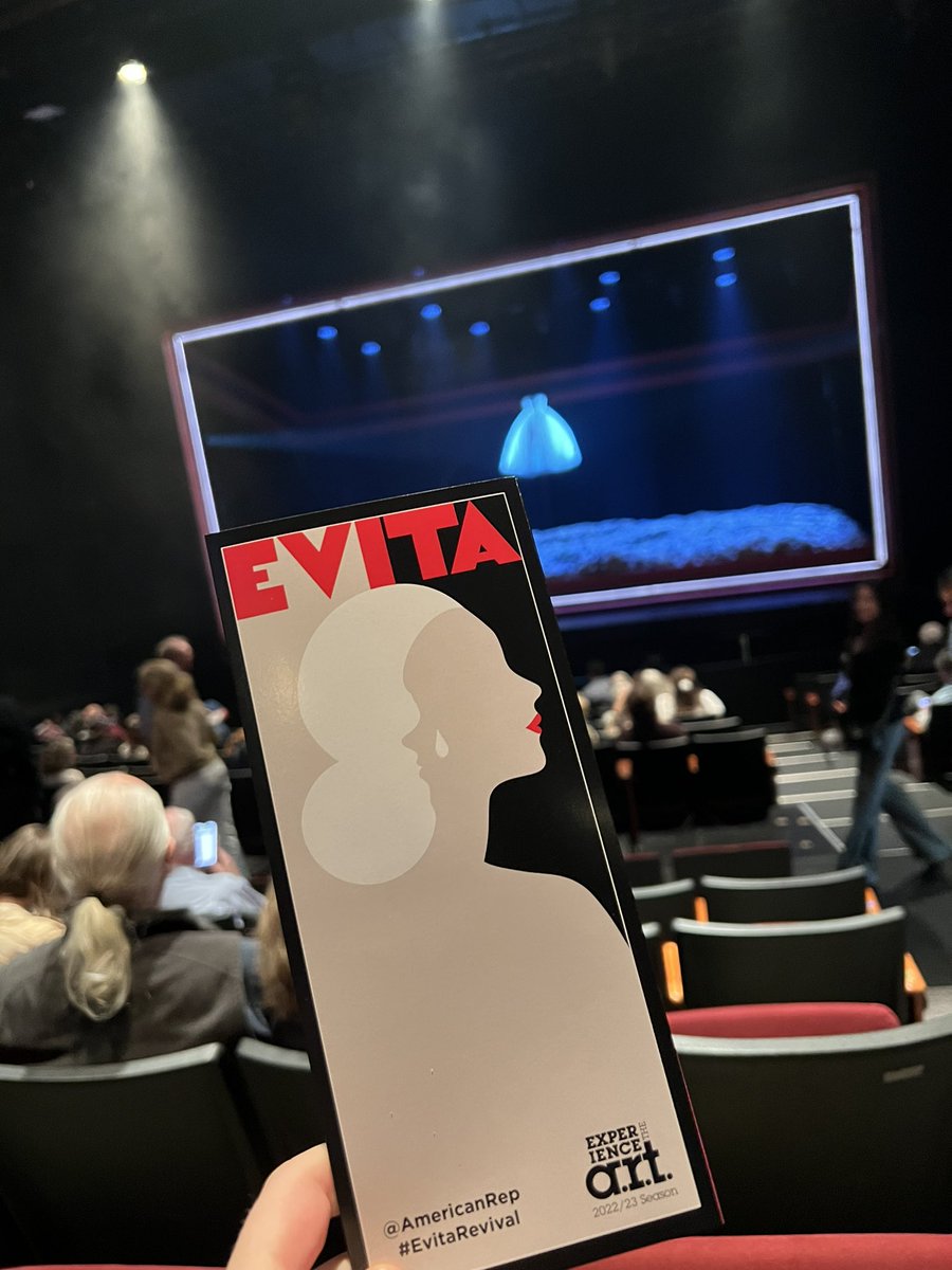 Very quick trip to Boston to see @sammicannold’s EVITA up here at @americanrep