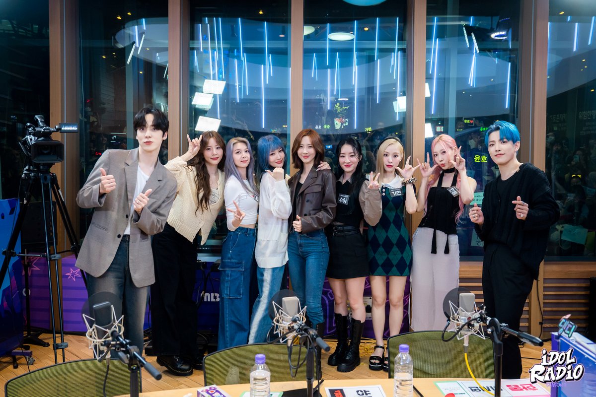 idolradiokorea tweet picture