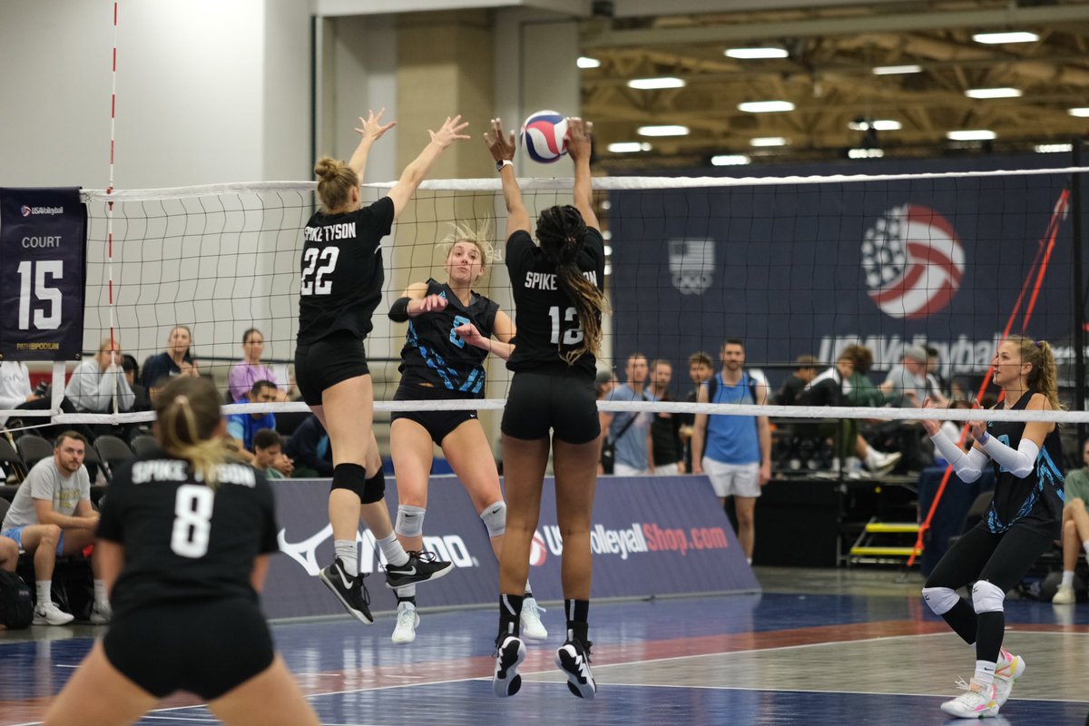 vdorismondMD's tweet photo. #spiketyson #miketyson #volleyball #usavolleyball #middle #middleblocker #setter #teammates #opennationals #AA #slides #8 #georgetown #georgetownvolleyball https://t.co/iDnklShKa2