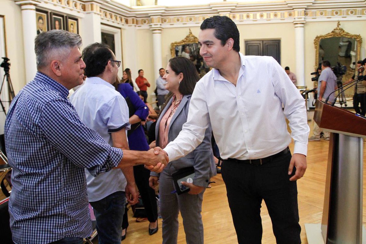 gradillasrob's tweet photo. Excelentes noticias para Sonora, en julio tendremos nuevos vuelos redondos con @viajavolaris.

Desde Hermosillo:
- Mexicali
- Leon
 -Cd Juarez
- Culiacán

Desde Obregon:
- Leon

Una mayor conectividad es sinónimo de crecimiento turístico y económico.

#TierraDeOportunidades https://t.co/NGxPYOvtyy