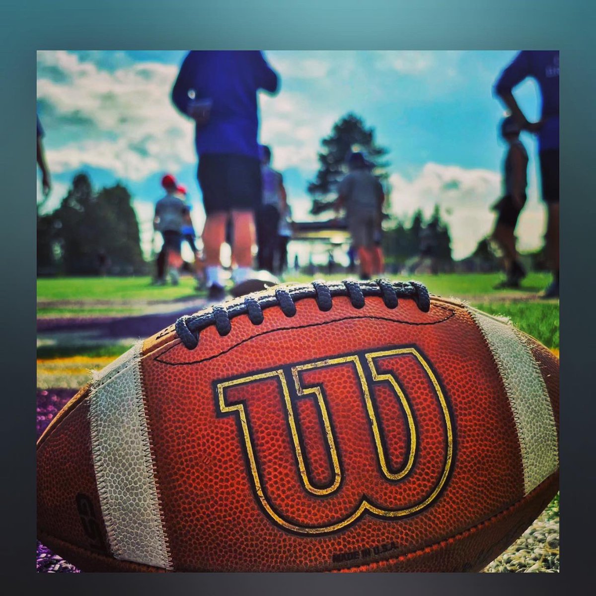 KangFootball's tweet photo. Oh what a feeling, summer football day 1! 
.
#gokangs #aLWaysrising #GRIT #summerball 
.
Photo credit @kangsports https://t.co/zpeR526xbU
