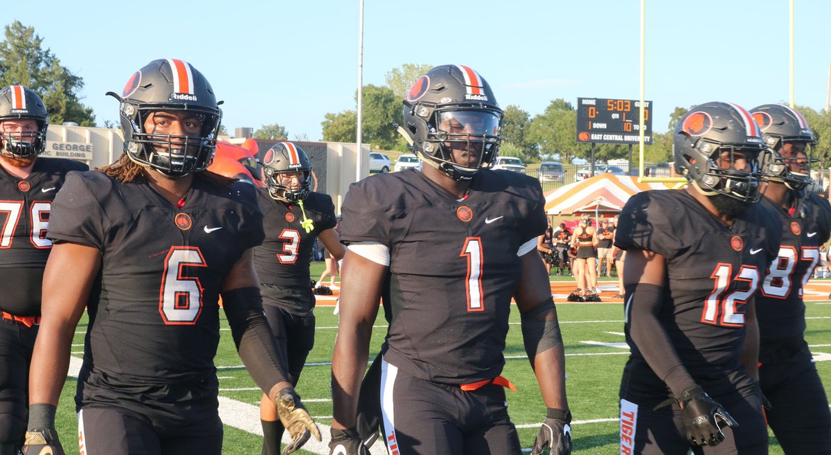 After a great conversation with <a href="/CoachIngramECU/">Michael Ingram</a> and <a href="/LitrentaJohn/">John Litrenta</a> I am blessed to have received an offer from East Central University🟠 <a href="/Coachbook1/">Coach_Booker</a> <a href="/BSublet/">BSUB</a> @NFHSrecruits