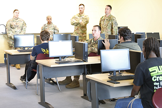 CAE Wins US Army Flight School Training Support Services Sub-Contract

adj.com.my/2023/05/31/cae…