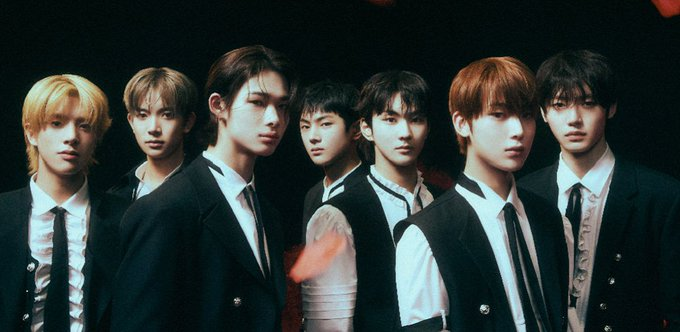 HanteoNews's tweet photo. [Initial Chodong Record] ENHYPEN, Career High With 1.32 Million Copies Sold... Super-fast Growth (Hanteo Chart Official)

#ENHYPEN #DARKBLOOD #BiteMe #HanteoChart #First_Week_Sales @ENHYPEN

Full🔗https://t.co/Oc45Xqgi2H https://t.co/TdfMGMw78L