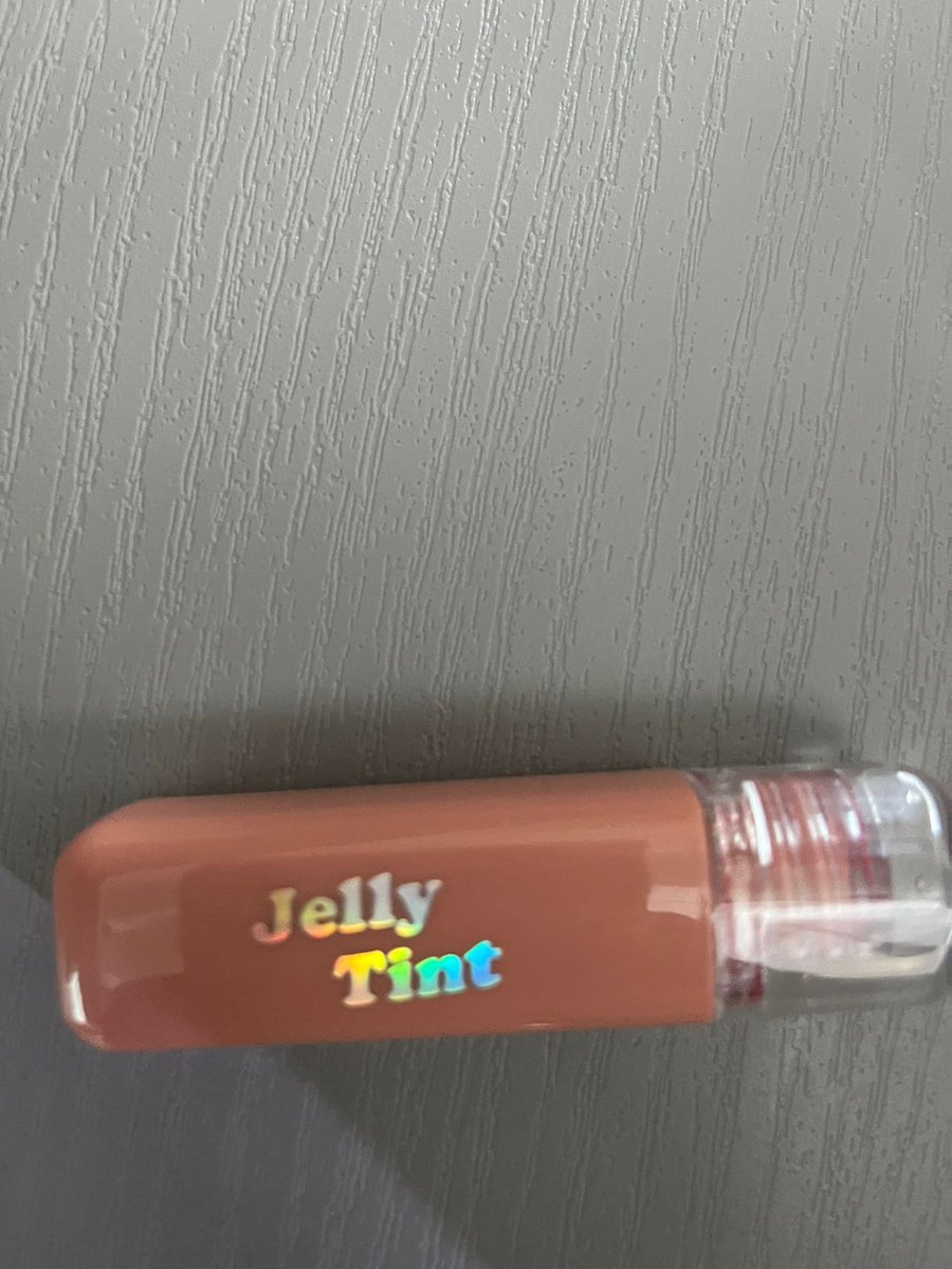 aaa cute banget Implora Jelly Tint New Packaging jadi makin suka nih, apalagi pake ini beneran tahan lama banget 🥰
