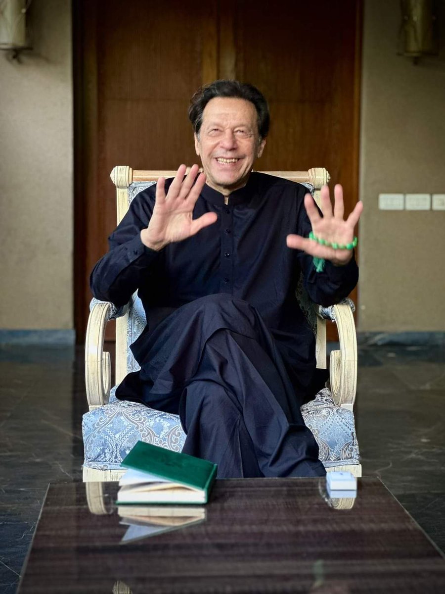 WMSays9's tweet photo. My name is WaQas MuGhaL, i'm from Multan &amp; I support Imran khan 🇵🇰❤️ https://t.co/xiduSNbCS6