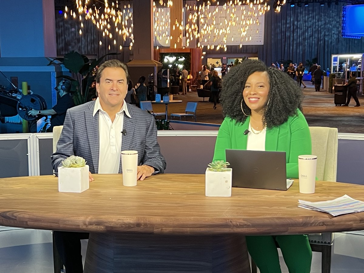 mclynd's tweet photo. Truly enjoyed speaking on stage and on camera about #ZeroTrust, #Multicloud, and #innovation at #DellTechnologiesWorld with @Dell Execs Herb Kelsey, Jim Shook, Mindy Cancila (@mcancila), and several others.
Special Thanks to @YuHelenYu & @JanineWegner
#DellPartner #DellTech https://t.co/C7eHKdg21O