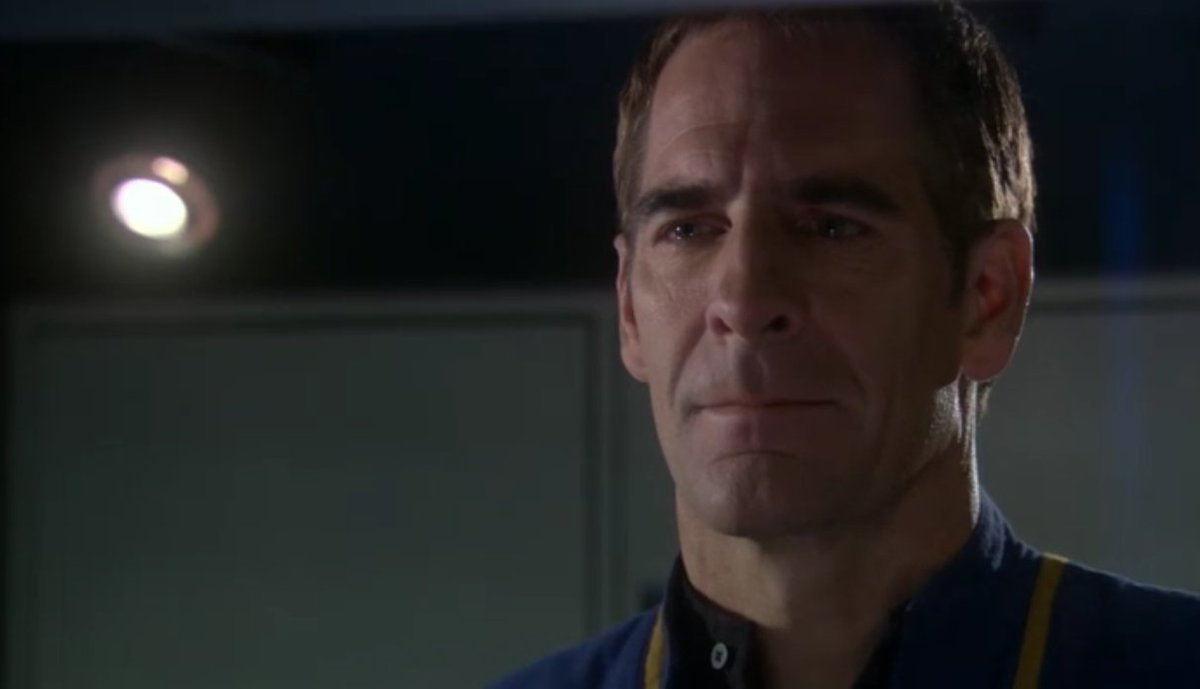 karinstevens31's tweet image. For me, this is a pivotal moment. The friendship between Jon and Trip has been strained since Cogenitor. With one look at Trip, Jon&apos;s eyes say &quot;I&apos;m so sorry. Please don&apos;t die.&quot; Bakula tearing up, gets me every time.

#allstartrek #ENT #ObserverEffect