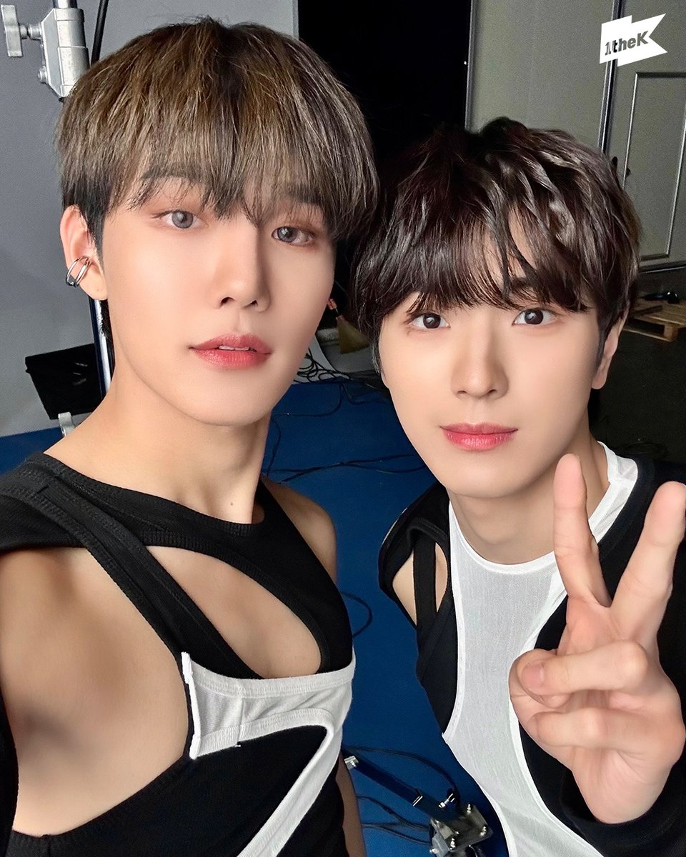 1theK's tweet photo. #원더킬포 찢고 셀카까지 잘 찍은 울아엑 기특해요❤ 복복복복🫳🏻 오늘 #CIX 가 할 일 : 셀프 쓰담쓰담 723번 하고 자기😪
#씨아이엑스 #SavemeKillme @CIX_Official

#1theKILLPO 👉 https://t.co/a78waz24Fw https://t.co/jC77r2Gwi6