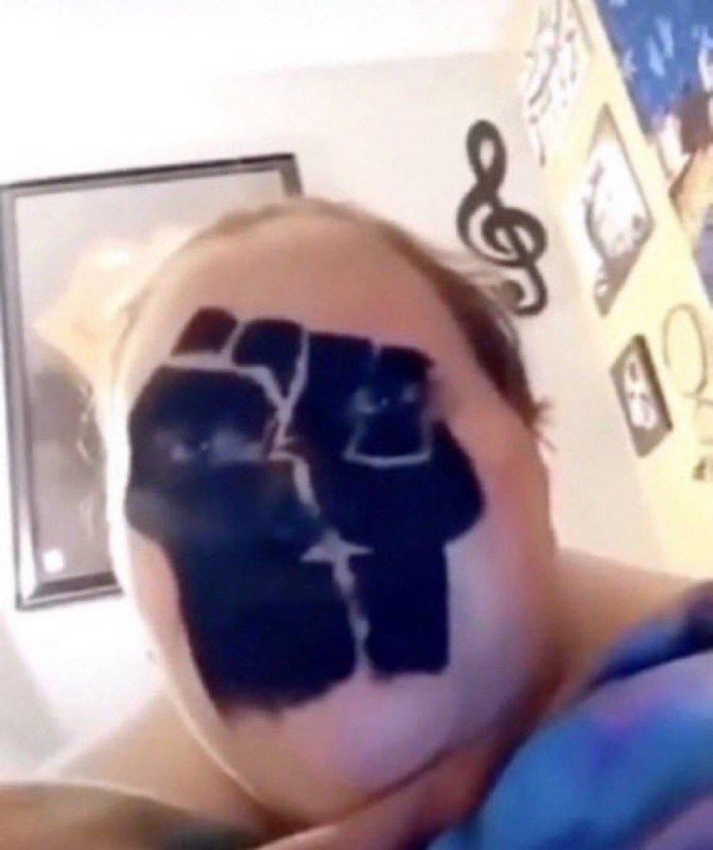 F0NZll's tweet image. #BLDM