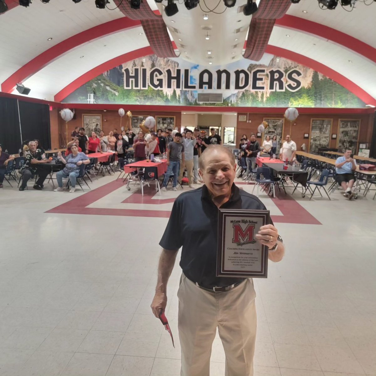 teranprofe's tweet photo. That's a wrap for Coach Sirimarco @mclanehigh. Coaching at McLane since 1969. He has made a difference in his student-athletes throughout the years with his commitment &amp; dedication to @mclaneathletics.
Can't thank you enough!

#ThankYou
#McLaneBaseball
#401Wins
#HighlanderForLife https://t.co/a68YCMlsbX