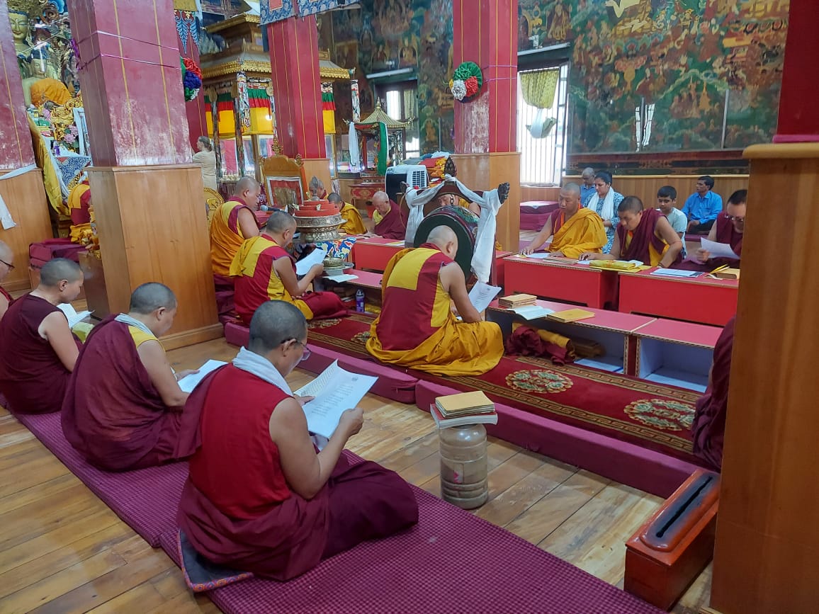 Root_Institute's tweet photo. To mark the 49th day of the passing of our precious Spiritual Leader, Kyabje Lama Zopa Rinpoche, this morning Root Institute, sponsored a special morning of prayers and pujas at Namgyal monastery (HHDL’s monastery in Bodhgaya). https://t.co/G6YueeMwvM