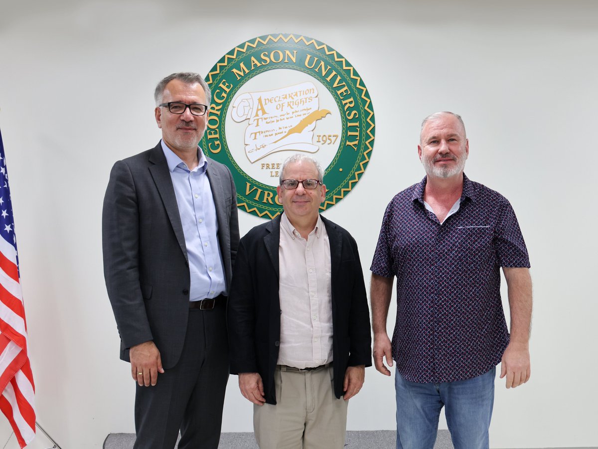 Mason Korea (@mason_korea) on Twitter photo It was great having <a href="/GMUCarterSchool/">Carter School for Peace and Conflict Resolution</a> Dean Dr. Alpaslan Özerdem with us last week! 💚💛
Dean Özerdem met with our talented Conflict Analysis and Resolution faculty and students, as well as the vibrant @masonkorea community. #MasonNation #CarterSchool #masonkorea It was great having <a href="/GMUCarterSchool/">Carter School for Peace and Conflict Resolution</a> Dean Dr. Alpaslan Özerdem with us last week! 💚💛
Dean Özerdem met with our talented Conflict Analysis and Resolution faculty and students, as well as the vibrant @masonkorea community. #MasonNation #CarterSchool #masonkorea