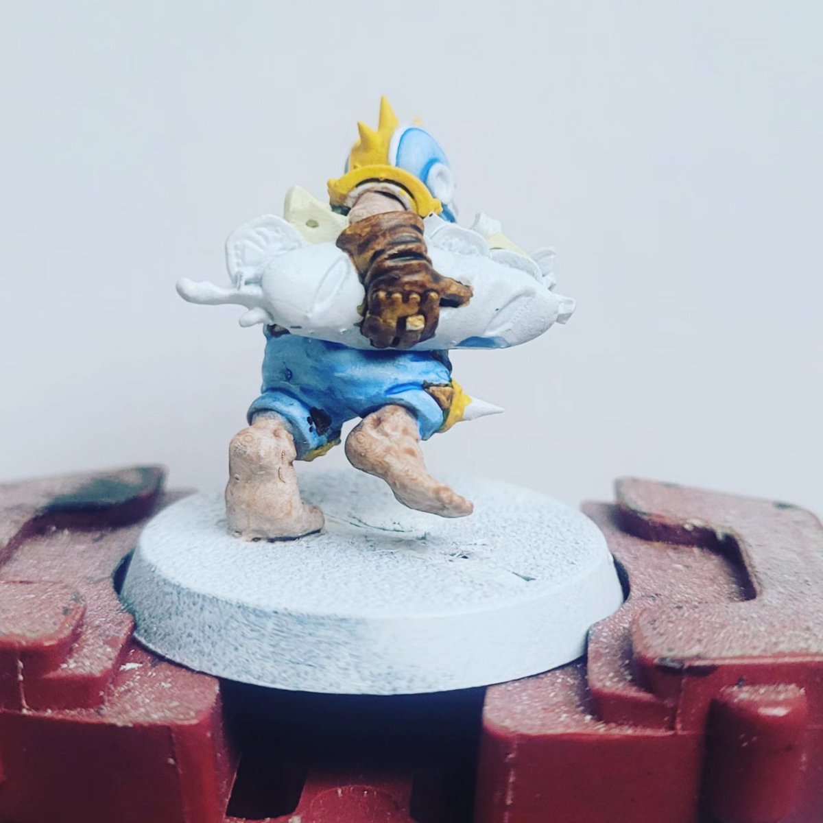 skeptical_skull's tweet image. Start on a Puggy Baconbreath for my #halfling #bloodbowl team. Model by @brutefunminis 

#paintingbloodbowl #gamesworkshop #warhammercommunity #minipainting #paintingminis #wip #skepticalskull