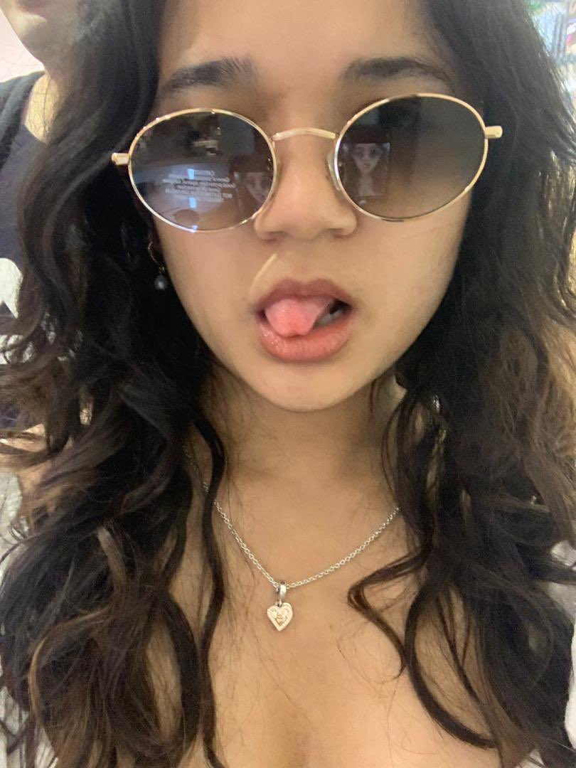 icsmksh's tweet image. YO! we’ve got fun facts on our Asst. Community Service Director, Maria Qistina

I love the cold. I’m often described as having “kulit badak”. I cannot stand the heat . I complain about the heat even in my sleep. ✎