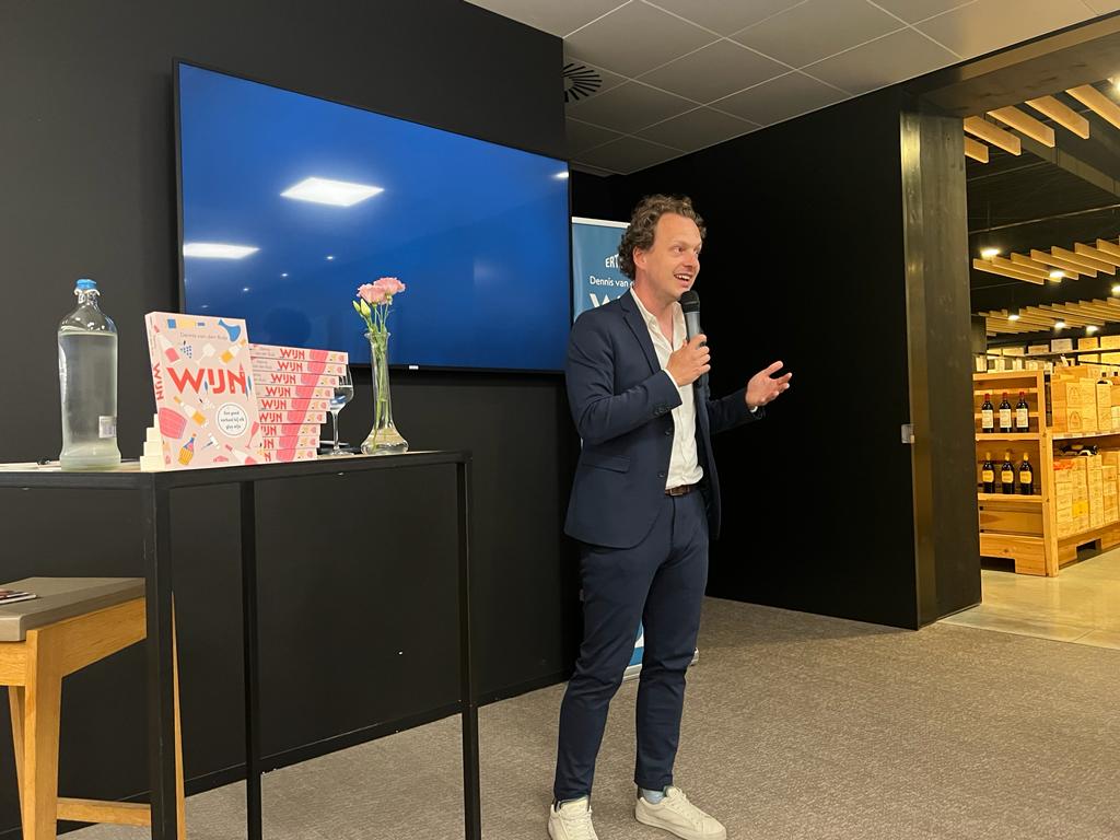 Dennis van den Buijs tweet media