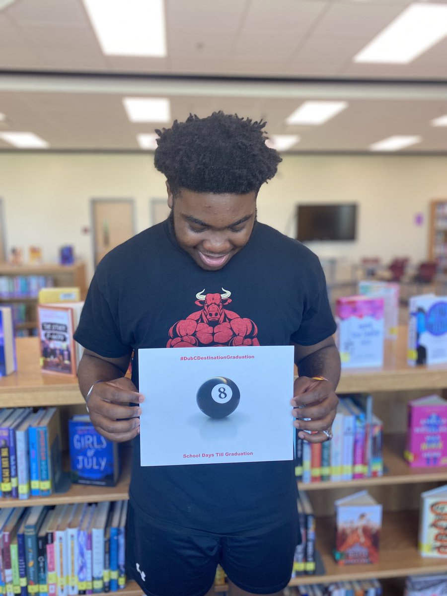 DubCLions's tweet photo. 8️⃣ school days ‘till #TheNewEraClassOf2023 #DubCDestinationGraduation 🎓 counting down to June 13th! #sen23r Blake! @Blake50Mangum #expectationofexcellence #LionPrideNationwide #neveradullmomentatthedub #oohtobeaLION https://t.co/jUVNOVL3tg