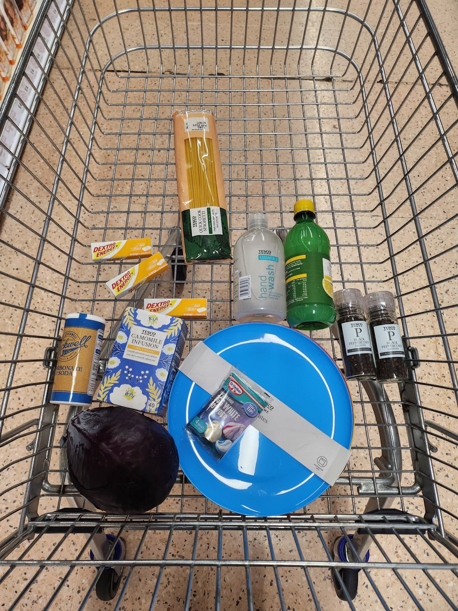 What's in your shopping basket? Preparing some STEM activities to celebrate #biomedicalscienceday2033 inspiring the future generation of scientists! 👩‍⚕️🧬💊🧪🧫🧑‍⚕️🩸🦠🔬 #AtTheHeartofHealthcare #IBMS  Can you guess what activities we have lined up ...? @ClairecCameron @JAWL2019
