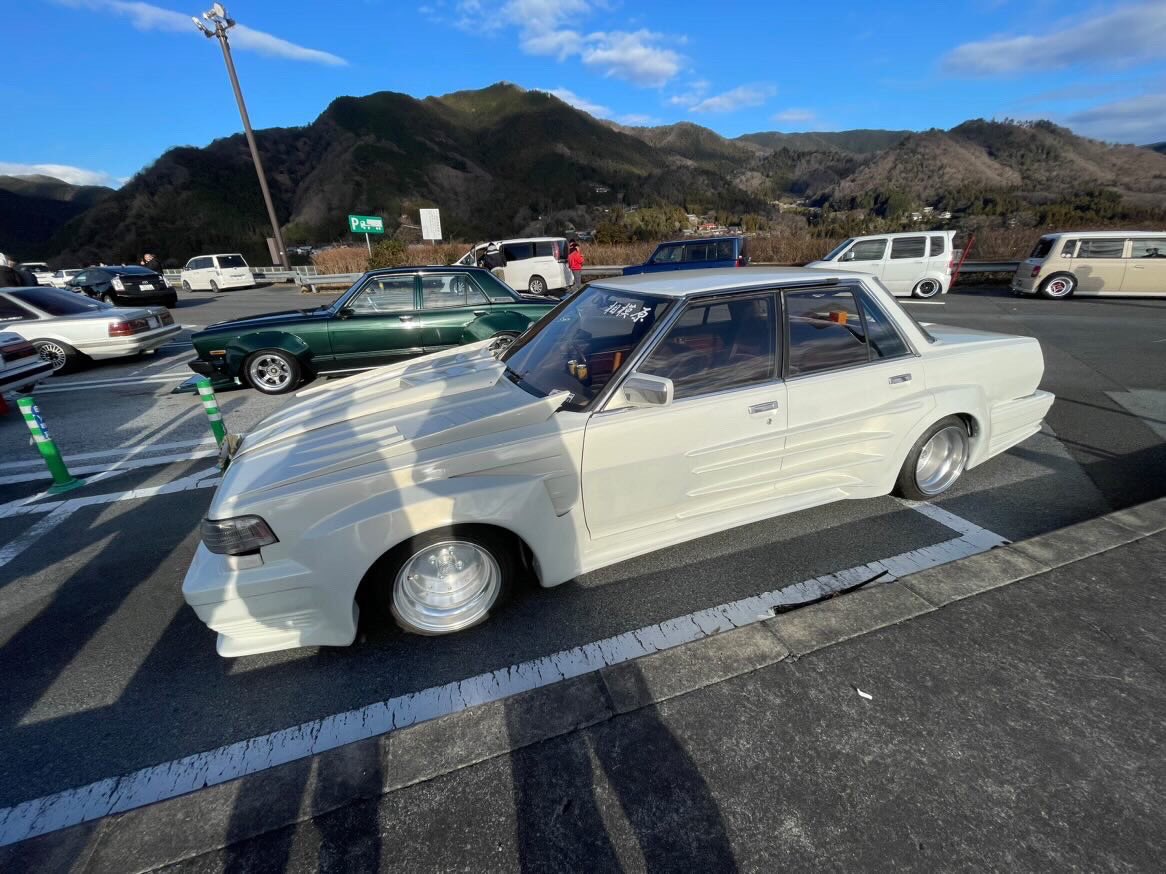 r_k_4649's tweet photo. 売!95万!相模原から71 クレスタ載せ替え5速
エンジン調子良LSDが入ってます
81クレスタ顔面12クラウンヒロキット
フルパテ(埋め一部割れ有)
ホイールは転がしに変わります
ブーメランアンテナ、ボンスク、車内小物類取り外します
マフラーは違うものに変わります
車検6月5日
RTして頂けると幸いです🙇‍♂️ https://t.co/liBahBAuv1