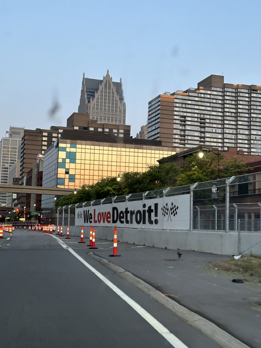 krprice's tweet photo. Good morning #Detroit #detroitgrandprix https://t.co/93e0ILLu2J