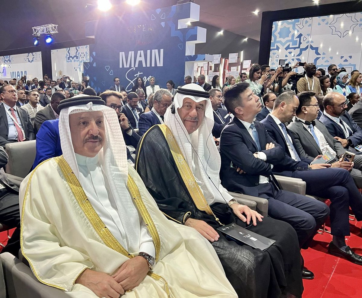 BahrainEmbMA's tweet photo. شارك سعادة السفير خالد بن سلمان المسلم سفير مملكة البحرين لدى المملكة المغربية عميد السلك الدبلوماسي العربي صباح اليوم افتتاح النسخة الأولى من معرض جيتكس إفريقيا المخصص للتكنولوجيا الرقمية والابتكار والتجارة الإلكترونية والذكاء الاصطناعي والاتصالات ��الأمن السيبراني. https://t.co/4ekqYuDghG