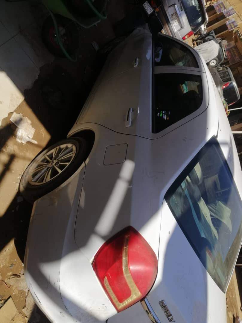 fulla998's tweet photo. ياجامع يارقيب🤲 
تمت سرقة سيارة نوع جيلي (jeely) 2019 برقم لوحة 48022 kh 5 (٤٨٠٢٢ خ ٥) 
بأم درمان الملازمين اليوم ، الاخوة الفي ام درمان البتقابلو يتصل في الارقام التالية 
0916861468
0118784321 https://t.co/ci9xKPy6j2
