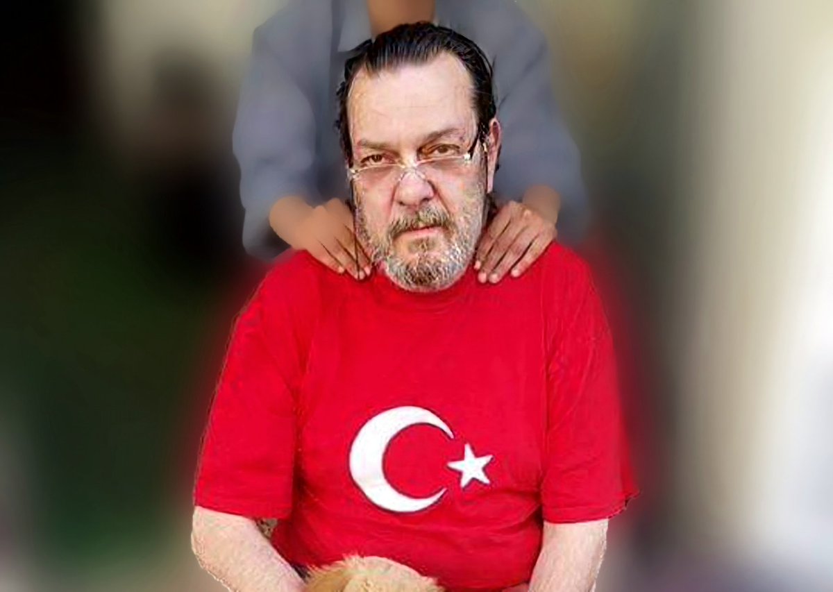 aydinyay's tweet photo. VEFAT

Çanakkale'nin en değerli turizmcilerinden, dostu, düşmanı, vefalıyı,vefasızı iyi tanıyan baba gibi adam can ağabeyim 

KÜRŞAD AKKARPAT'ın 

Vefatını üzülerek öğrendim...

Başımız sağolsun...

Allah rahmet eylesin mekanın cennet olsun güzel ağabeyim... 

Aydın YAYLACIKLILAR https://t.co/Boyefhgzi0