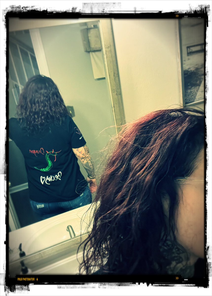 RaeZurB's tweet photo. Custom shirt that I had made as a prototype for the @officialFBUS admins during the US Tour fan booms… impressed with the quality, fit and the feel of the shirt… #FreenBeckyWithUS🇺🇸 #FBUSFanBoomTour 💥 https://t.co/1g24mc0dny