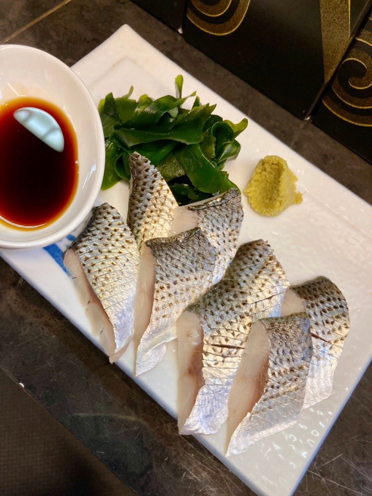 future_slowlife's tweet photo. ウイスキーきっかけで通うようになったお店だけど、まさかクラフトビールまで飲めるようになるとは…🫣✨
感謝です、ありがとうございますー🥺🥺🥺
とりあえず、お店にある湘南ビールは全種類制覇せねば…!!笑
#湘南ビール #ShonanBeer
#Twitter晩酌部 https://t.co/Q9YxJ1PF62