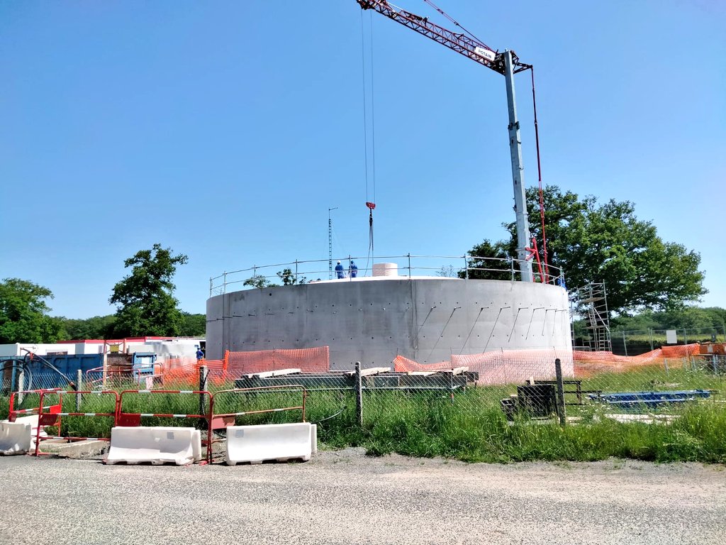 🏞️🚿Avec <a href="/BCouillard33/">Bérangère Couillard</a>, pour le lancement officiel des travaux d'interconnexion en eau Allier>>>Creuse. Car la ressource en eau est un enjeu majeur, qui appelle la solidarité entre les territoires! <a href="/Ecologie_Gouv/">Min. Ecologie Territoire Transports Ville Logement</a> <a href="/Prefet03/">Préfet de l'Allier</a> <a href="/Allierdpt/">Allier Département</a> <a href="/Departement_23/">Département Creuse</a> <a href="/FredLaporte03/">Frédéric Laporte</a>