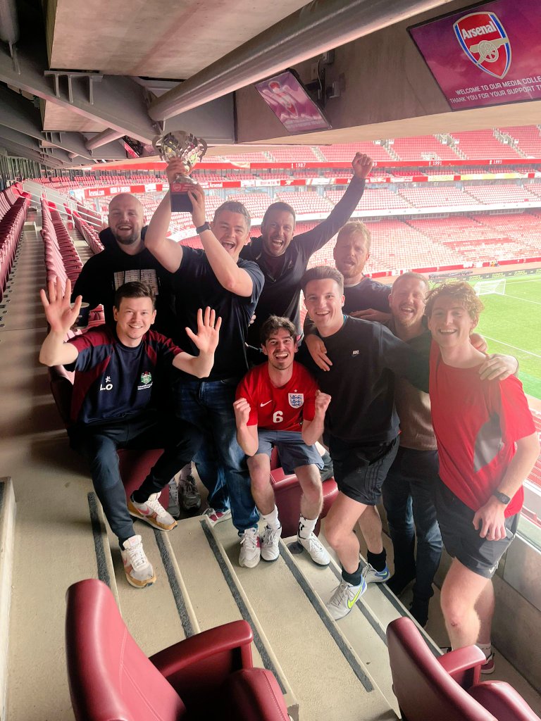 karlmatchett's tweet photo. Seems a trophy was won at the Emirates this season after all #teamindy https://t.co/lIfj7HaDAq