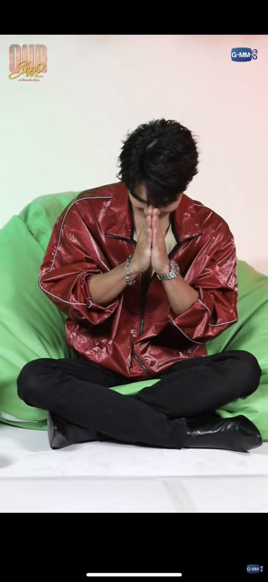 Ohmpawat_Family's tweet photo. เพลง คำเดียว (My Word) ของพี่โอมติดเทรนอับดับ 1 ในเวียดนาม เเละอันดับ 3 ในไทยด้วยน้าา ขอบคุณนะค้าบบบ
ไปฟังกันได้ฮะ
📌 : https://t.co/qe8lgKOhL0
#OurSkyyxBadBuddy
#ohmpawat https://t.co/QoJLteC3i5