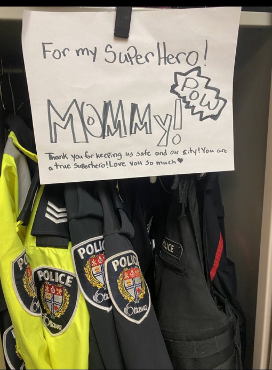 SgtOnPatrol's tweet photo. What’s in my locker? My daughter made this over 10 yrs ago💙Family is what gets us through every shift🙏💙 https://t.co/aNSQP0oh9R