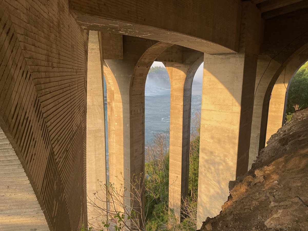 Corinnes_Corner's tweet image. Oh Canada! You are a land of wonder. Ready for a great day at #RemTech