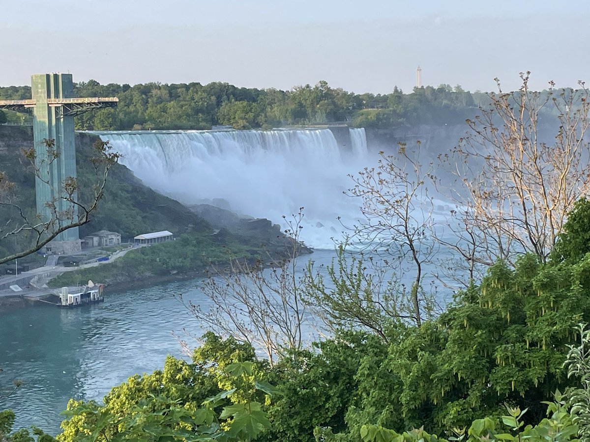 Corinnes_Corner's tweet image. Oh Canada! You are a land of wonder. Ready for a great day at #RemTech